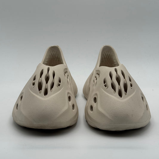 Yeezy Foam Runner Arabat 39
