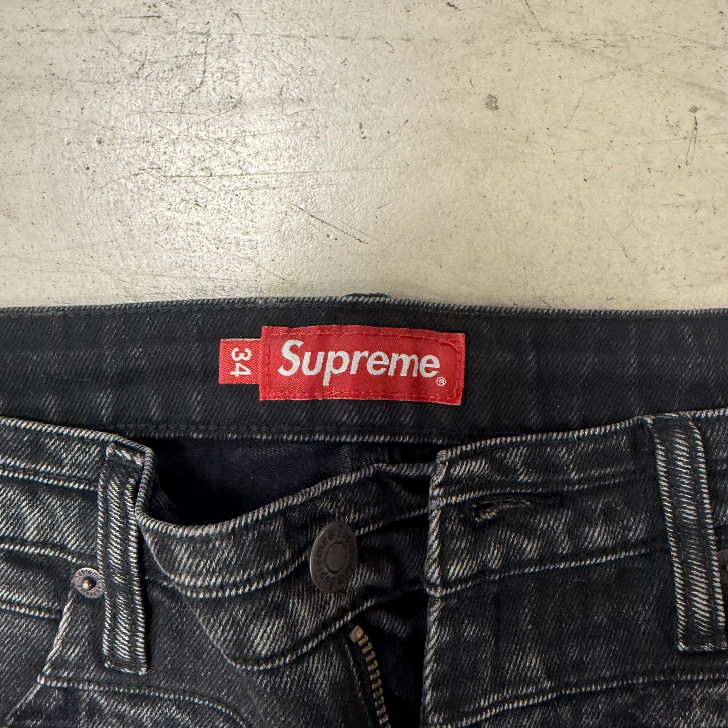 Jean Supreme Noir Occasion