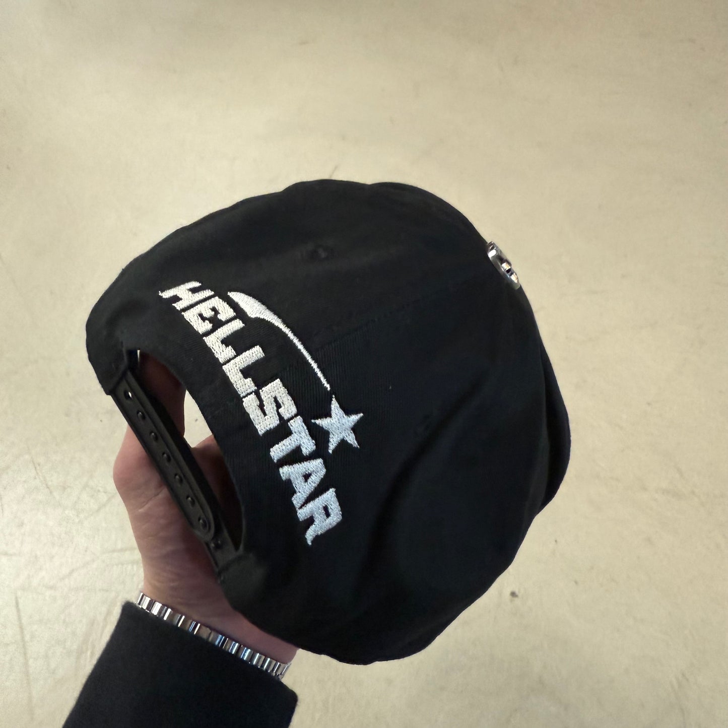 Casquette Hellstar