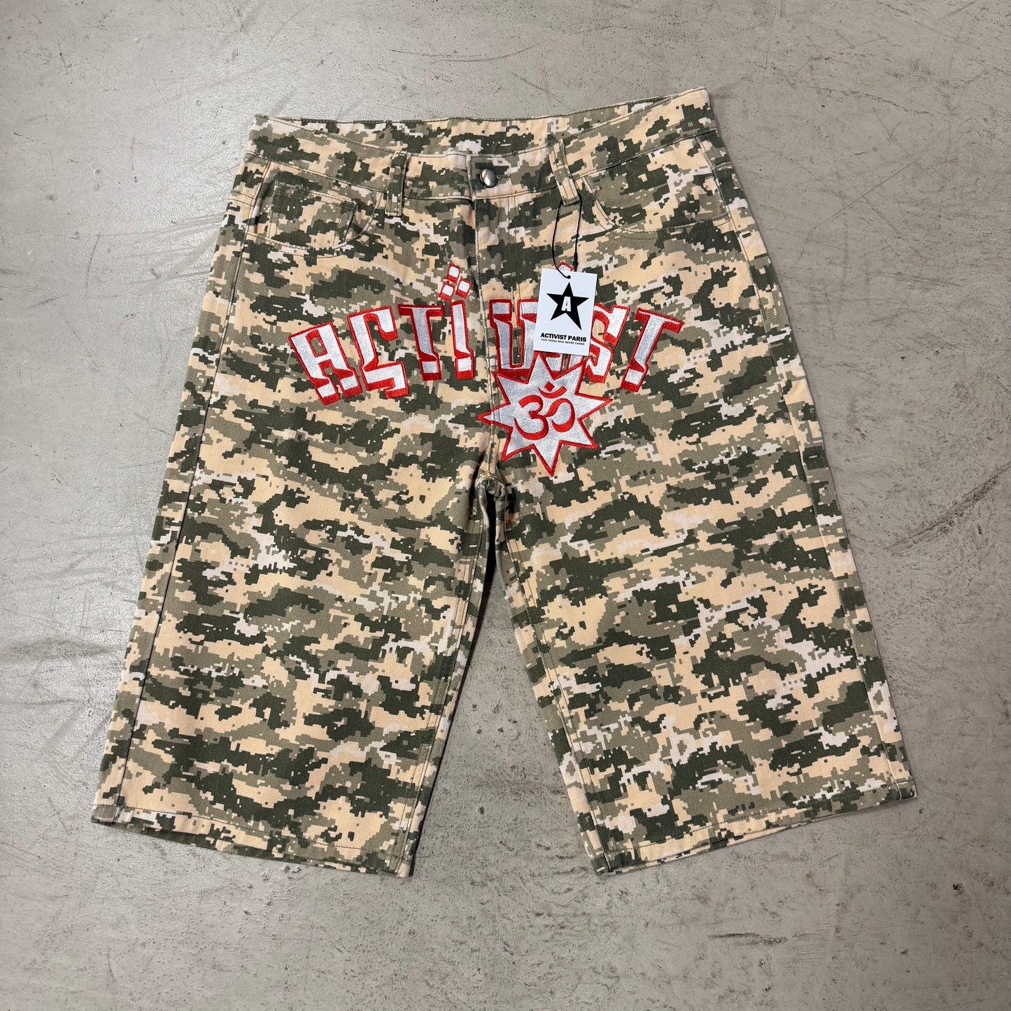 Short Camo Activist Paris
