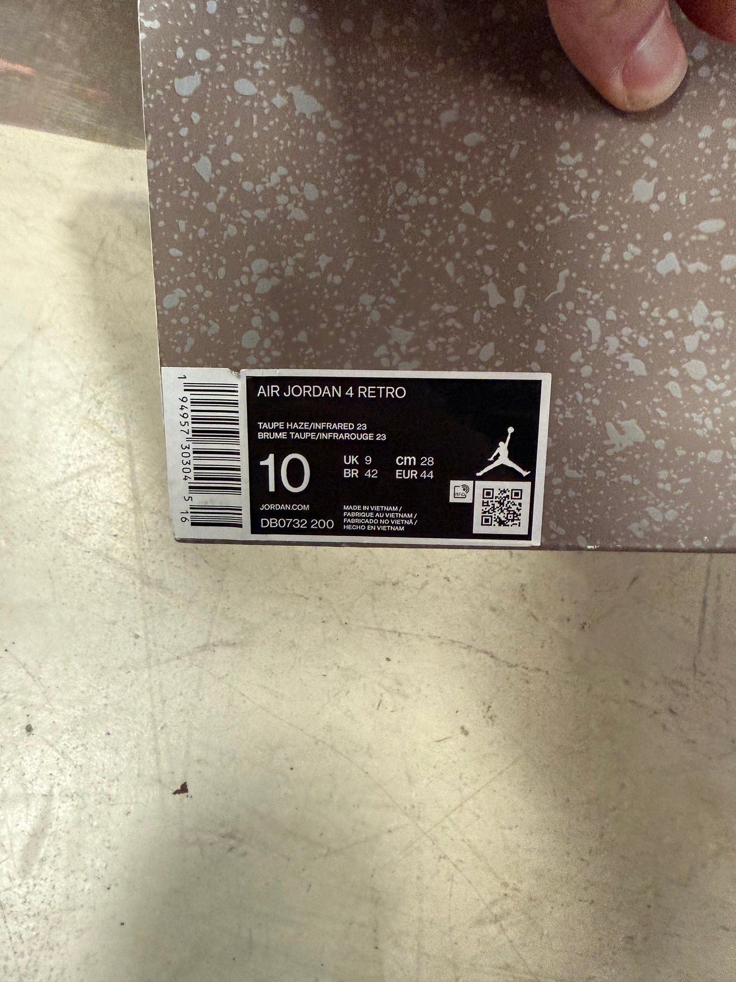 Jordan 4 Taupe Haze 44