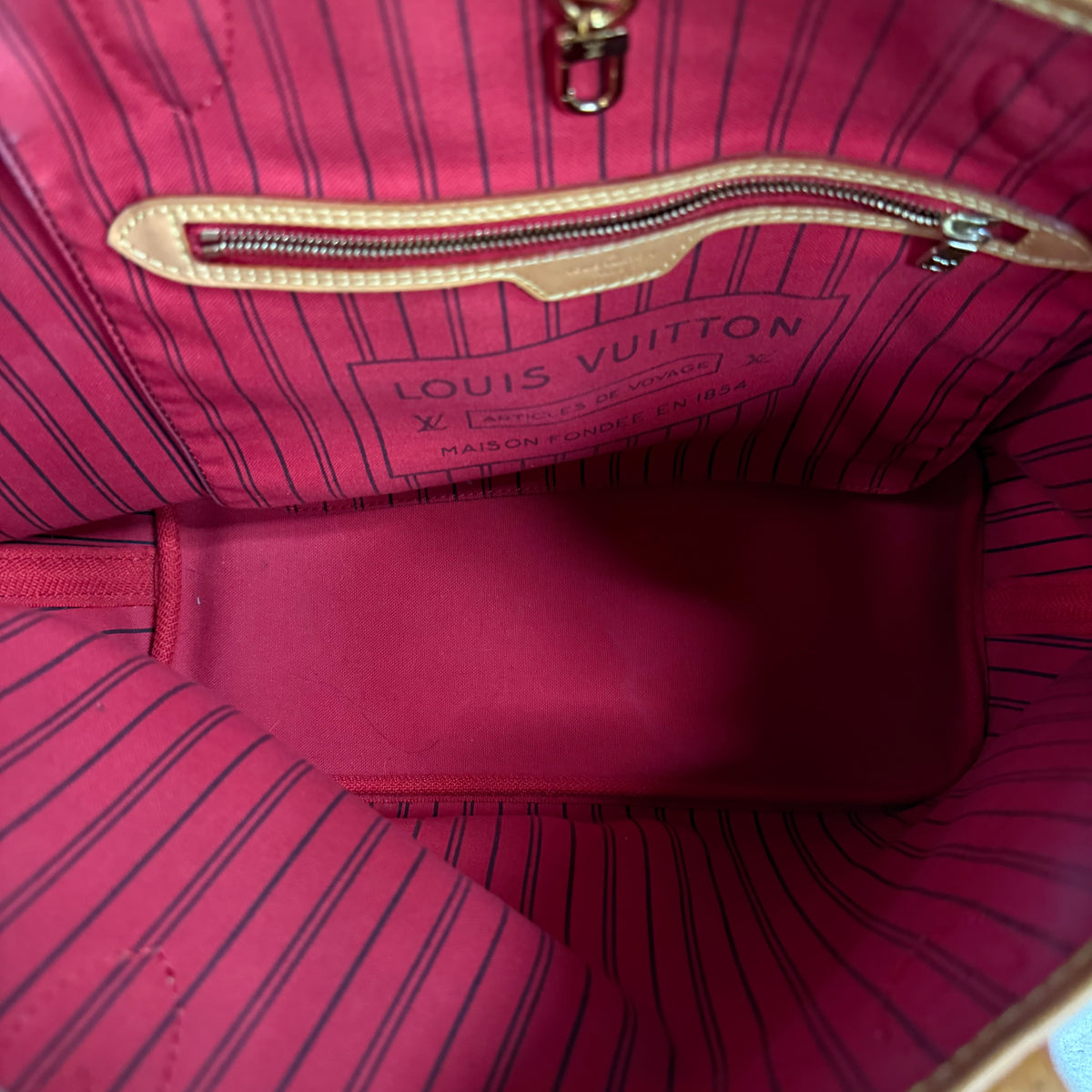 Louis Vuitton Neverfull