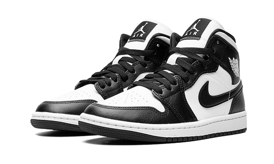 air-jordan-1-mid-panda-5199ee