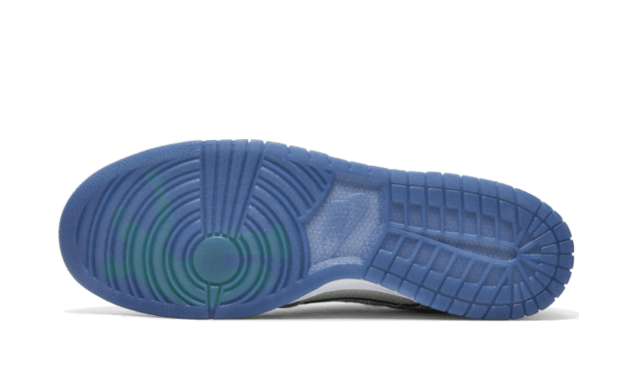 dunk-low-union-passport-pack-pistachio-5199ee