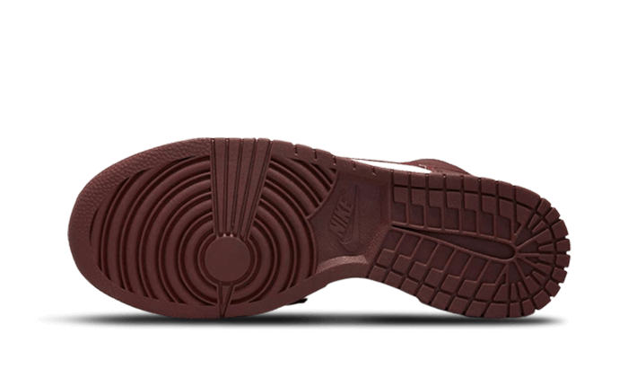 dunk-high-burgundy-crush-5199ee