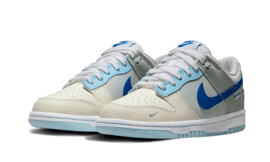 dunk-low-ivory-hyper-royal-5199ee