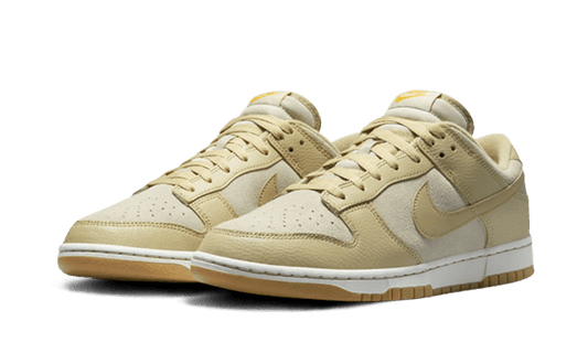 dunk-low-khaki-suede-gum-5199ee
