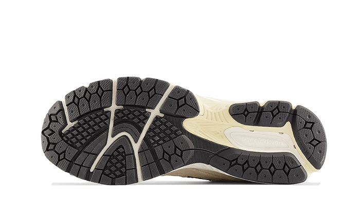 2002r-calm-taupe-5199ee