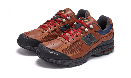 2002r-hiking-brown-5199ee