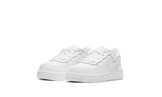 air-force-1-low-07-triple-white-bb-td-5199ee