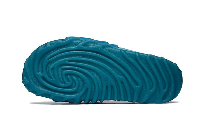 pollex-salehe-bembury-slide-tashmoo-blue-5199ee