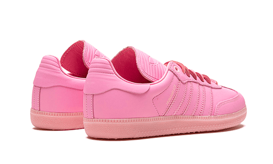 samba-pharrell-humanrace-pink-5199ee