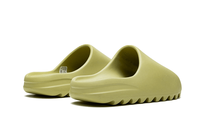 yeezy-slide-resin-first-release-5199ee