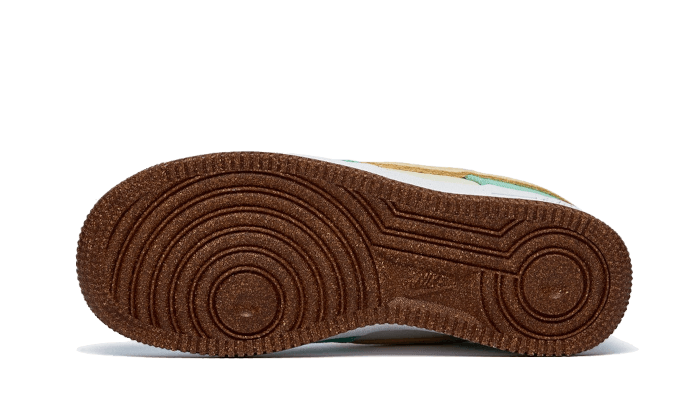 air-force-1-low-07-lx-happy-pineapple-green-glow-5199ee