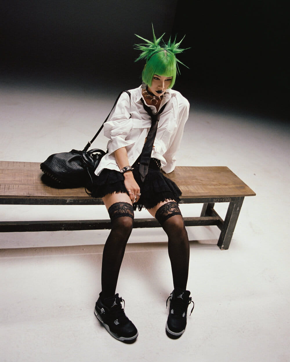 air-jordan-4-black-canvas-5199ee