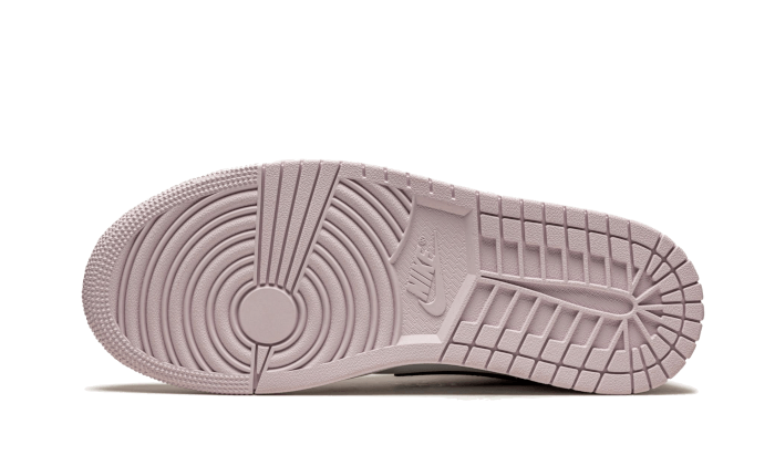 air-jordan-1-mid-barely-rose-5199ee