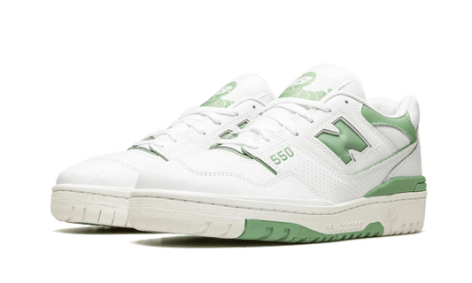 550-white-mint-green-5199ee