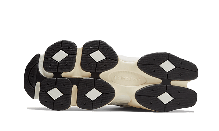 9060-white-black-5199ee