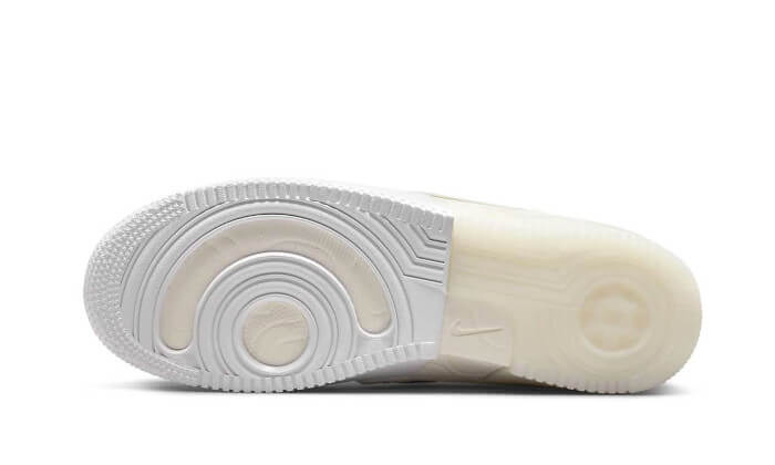 air-force-1-low-react-coconut-milk-5199ee