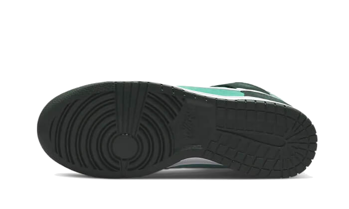 dunk-high-retro-se-athletic-club-5199ee