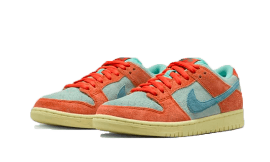 sb-dunk-low-orange-emerald-rise-5199ee