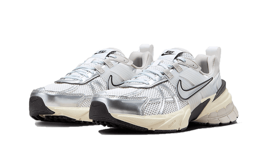 v2k-run-metallic-silver-5199ee