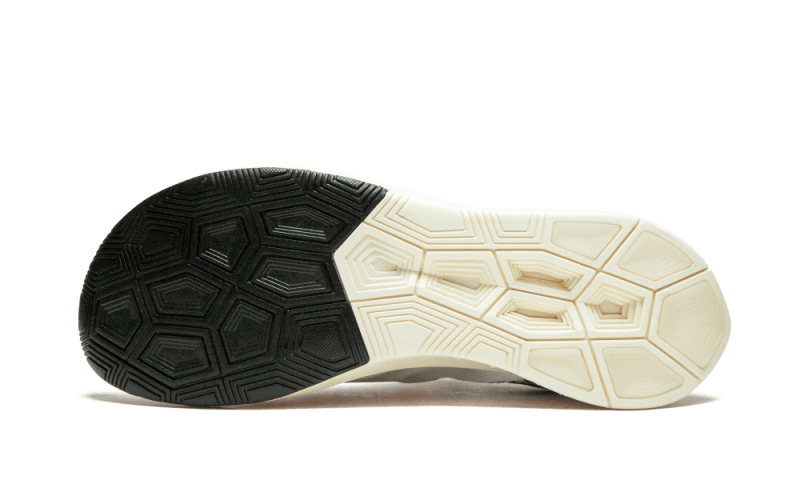 zoom-fly-off-white-the-ten-5199ee