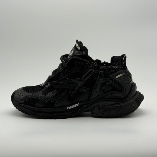 Balenciaga Runner Black 39