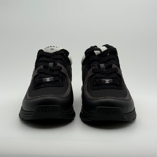 Chanel Runner Black & White 41
