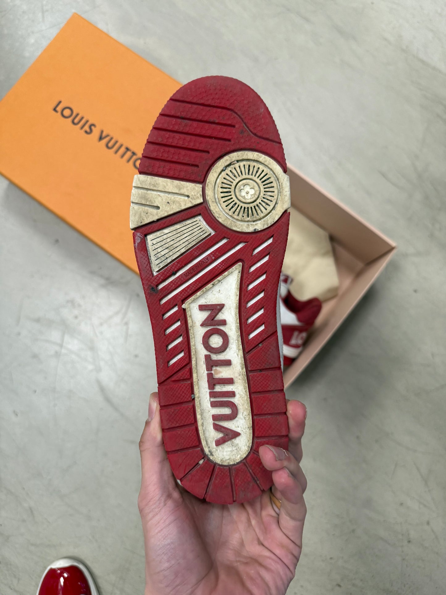 Louis Vuitton Trainer Rouge 41