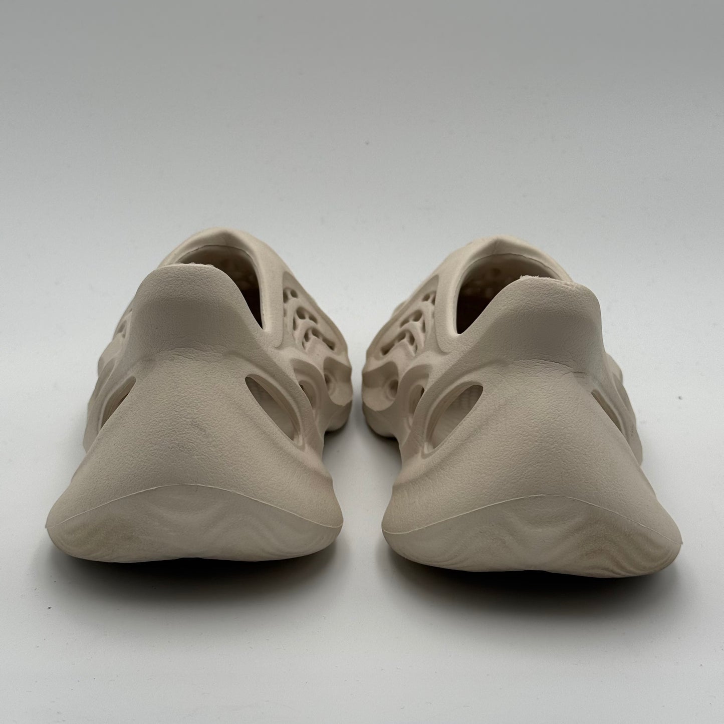 Yeezy Foam Runner Arabat 39