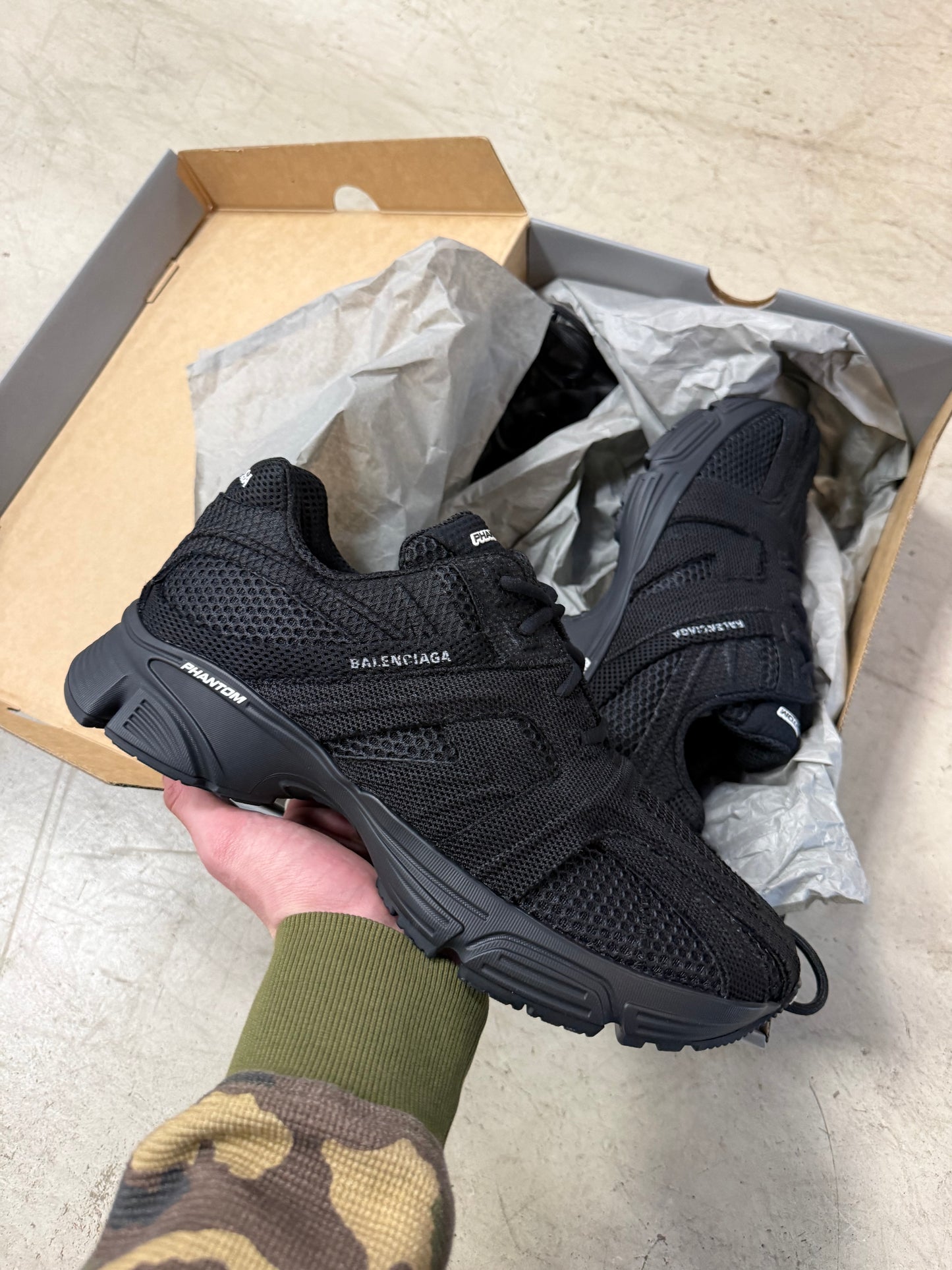 Balenciaga Phantom 44