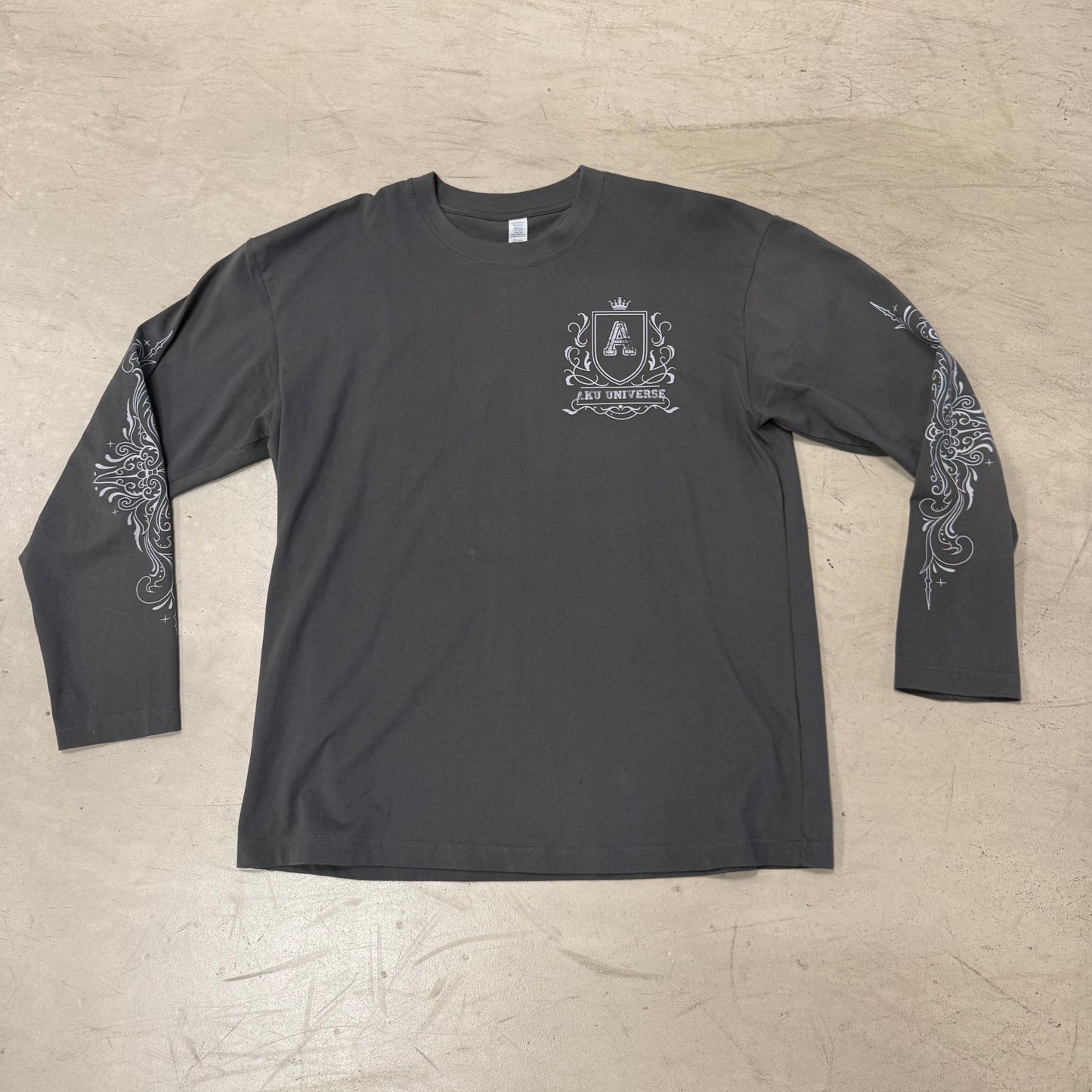 Longsleeve Aku Universe