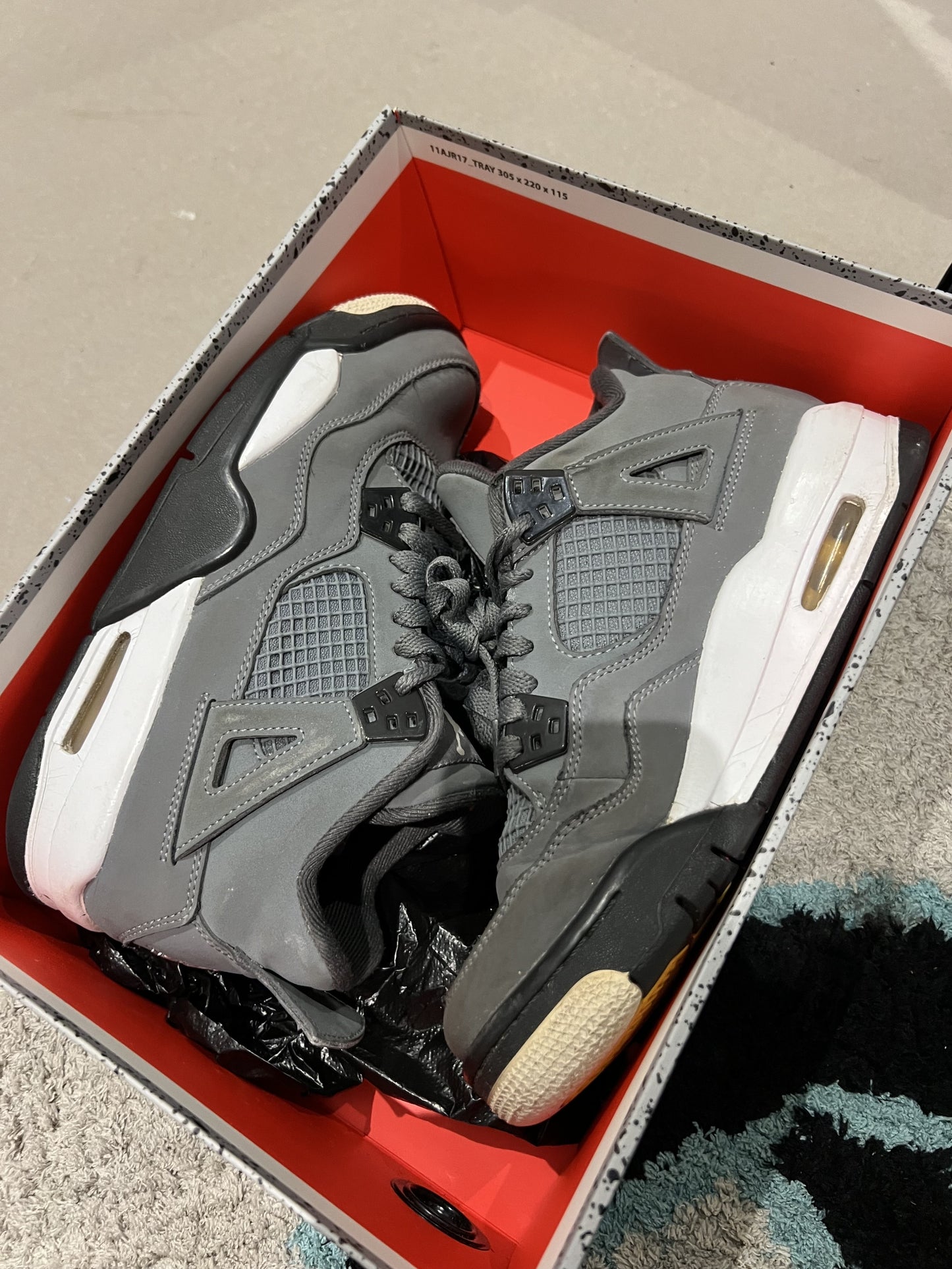 Jordan 4 Cool Grey