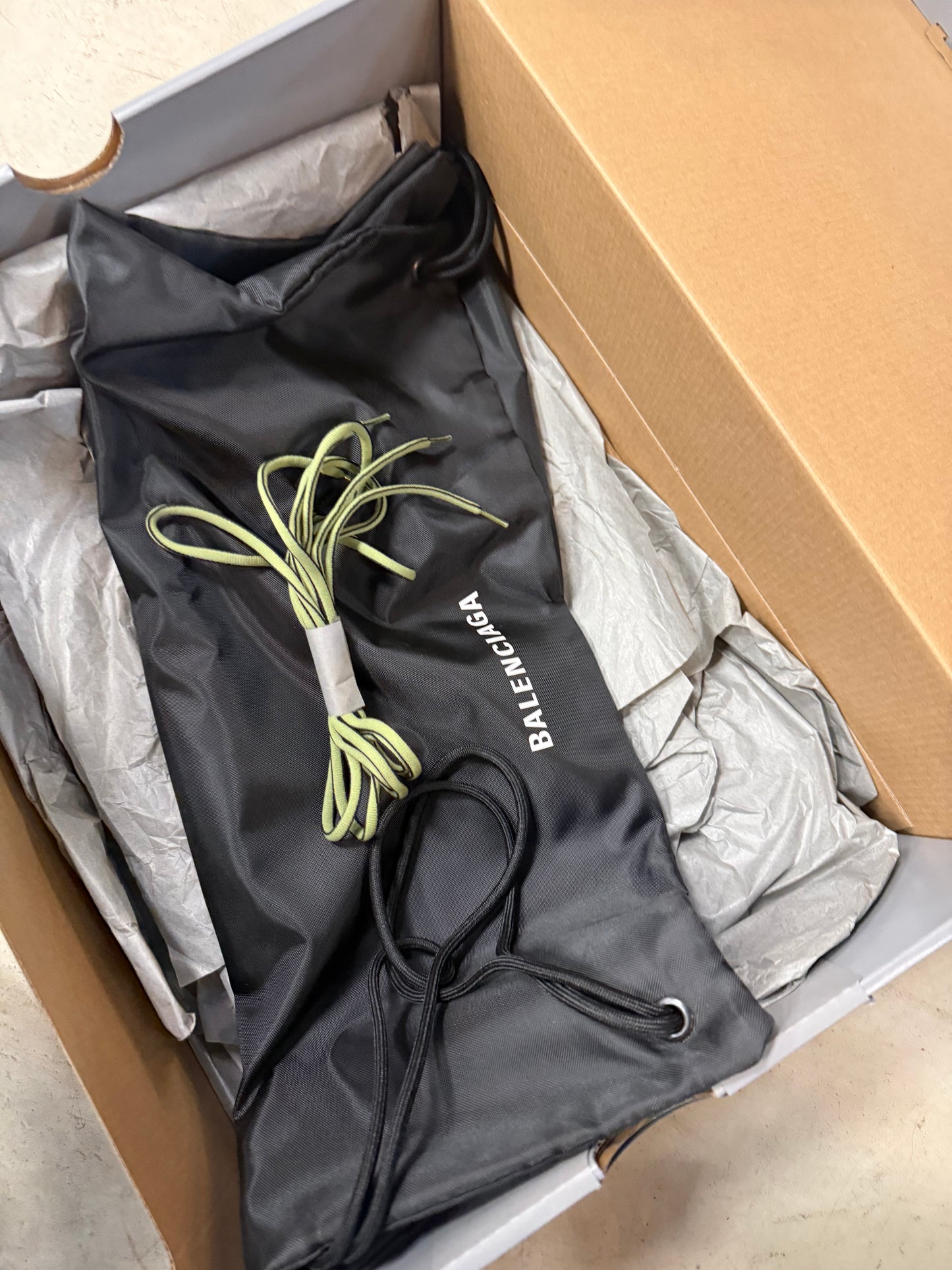 Balenciaga Track High Kaki 43