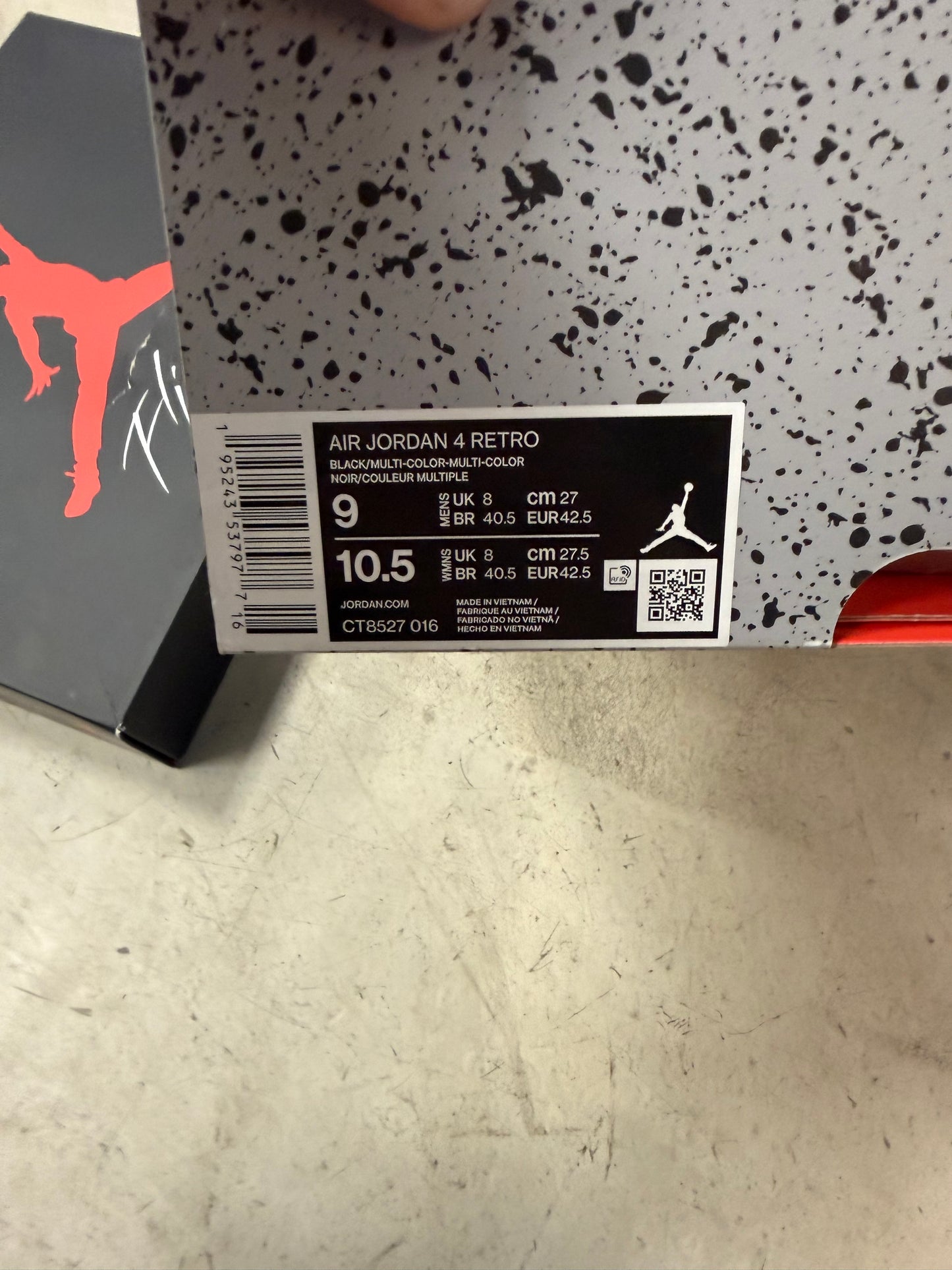 Jordan 4 Red Thunder 42,5