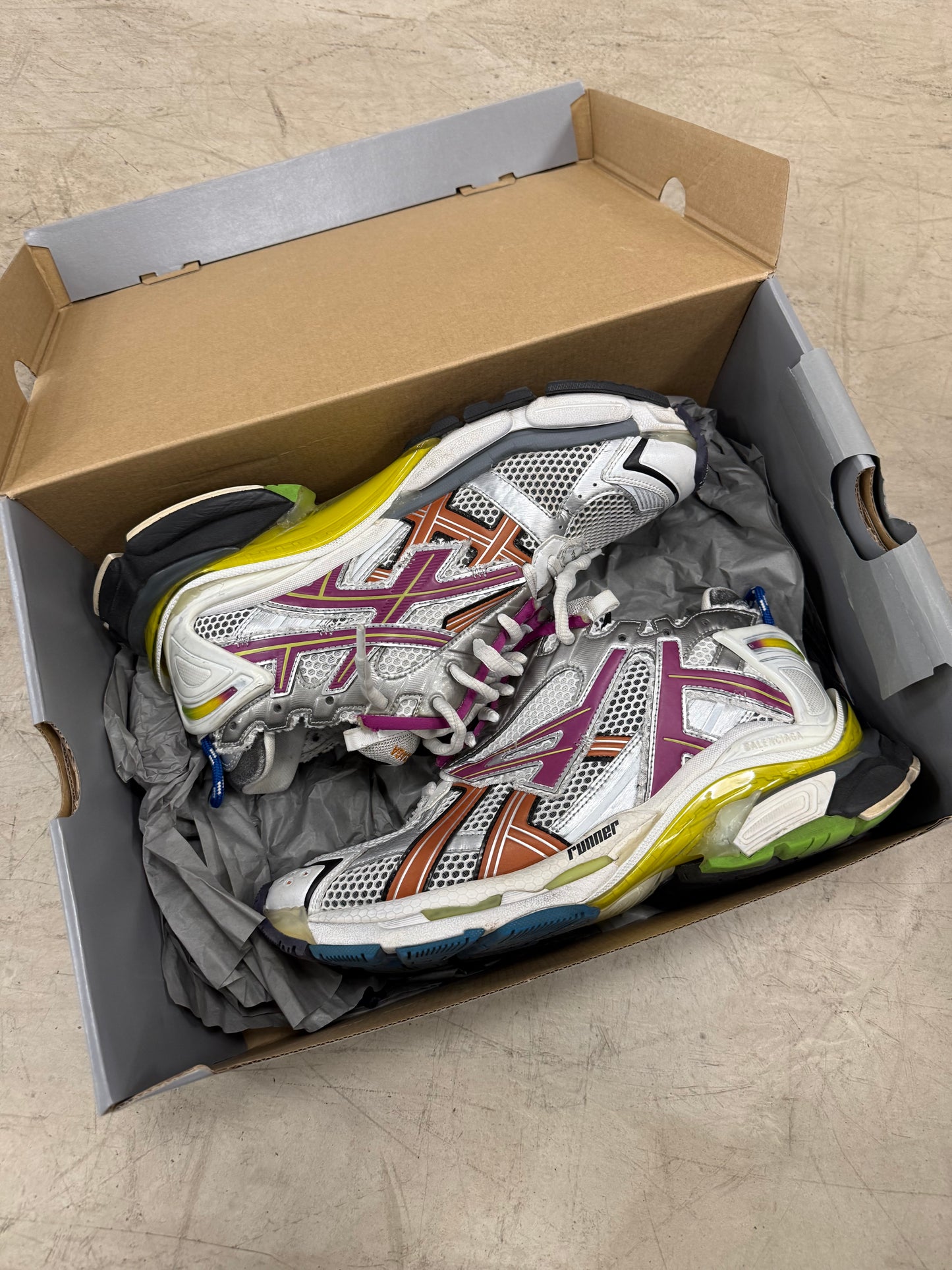 Balenciaga Runner Multi 44