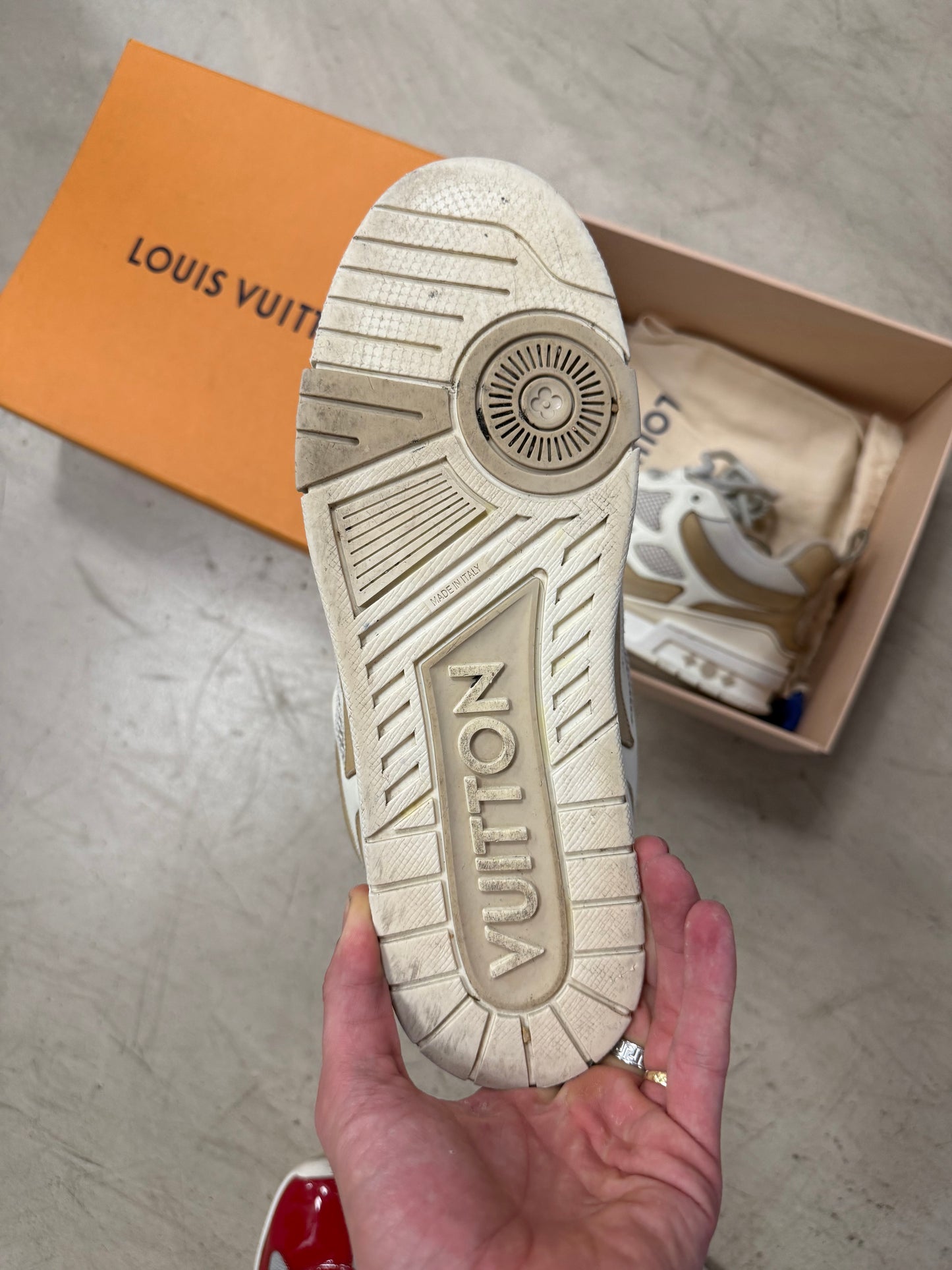 Louis Vuitton Skate Beige 43