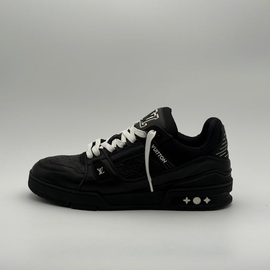 Louis Vuitton Trainer Black 44