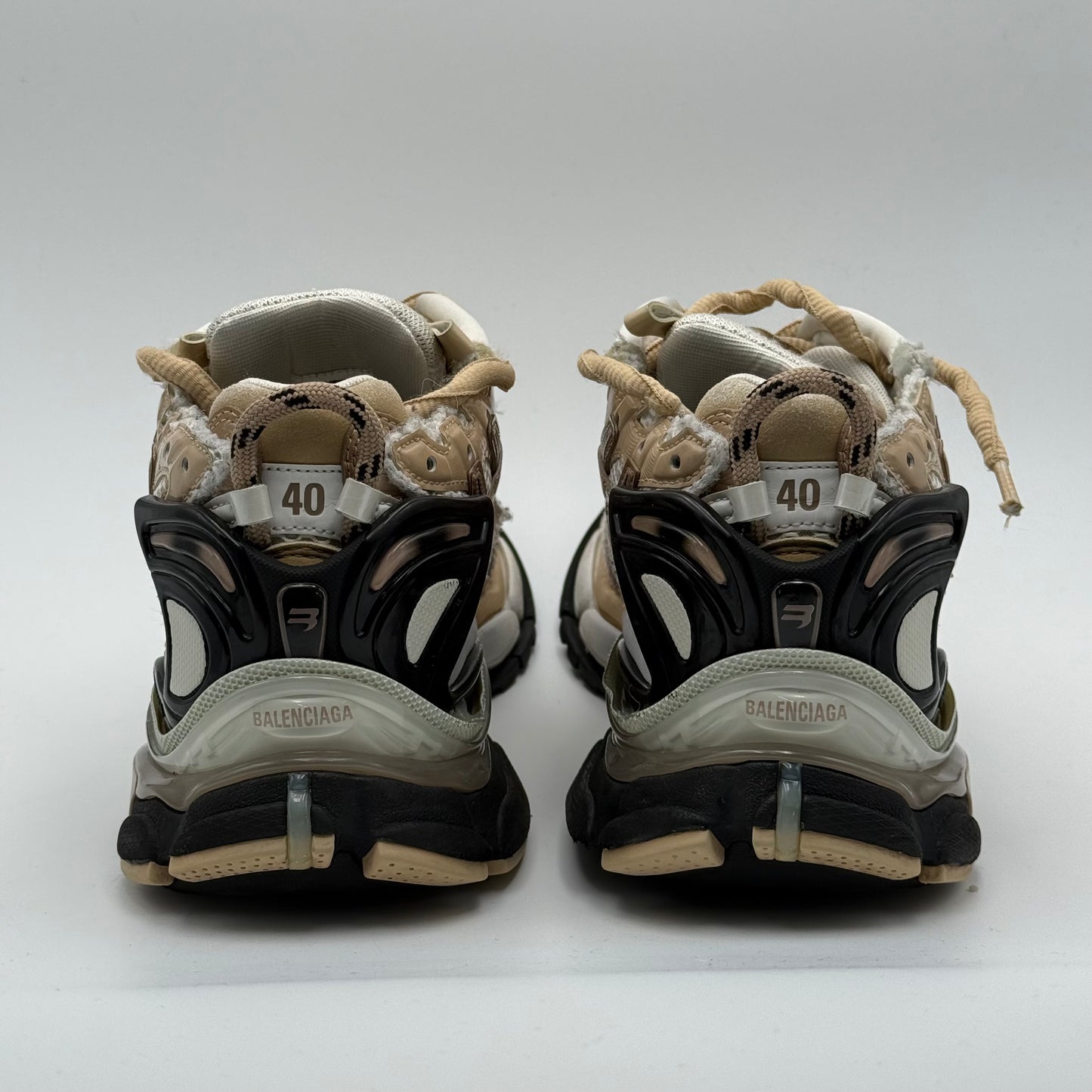 Balenciaga Runner Beige 40