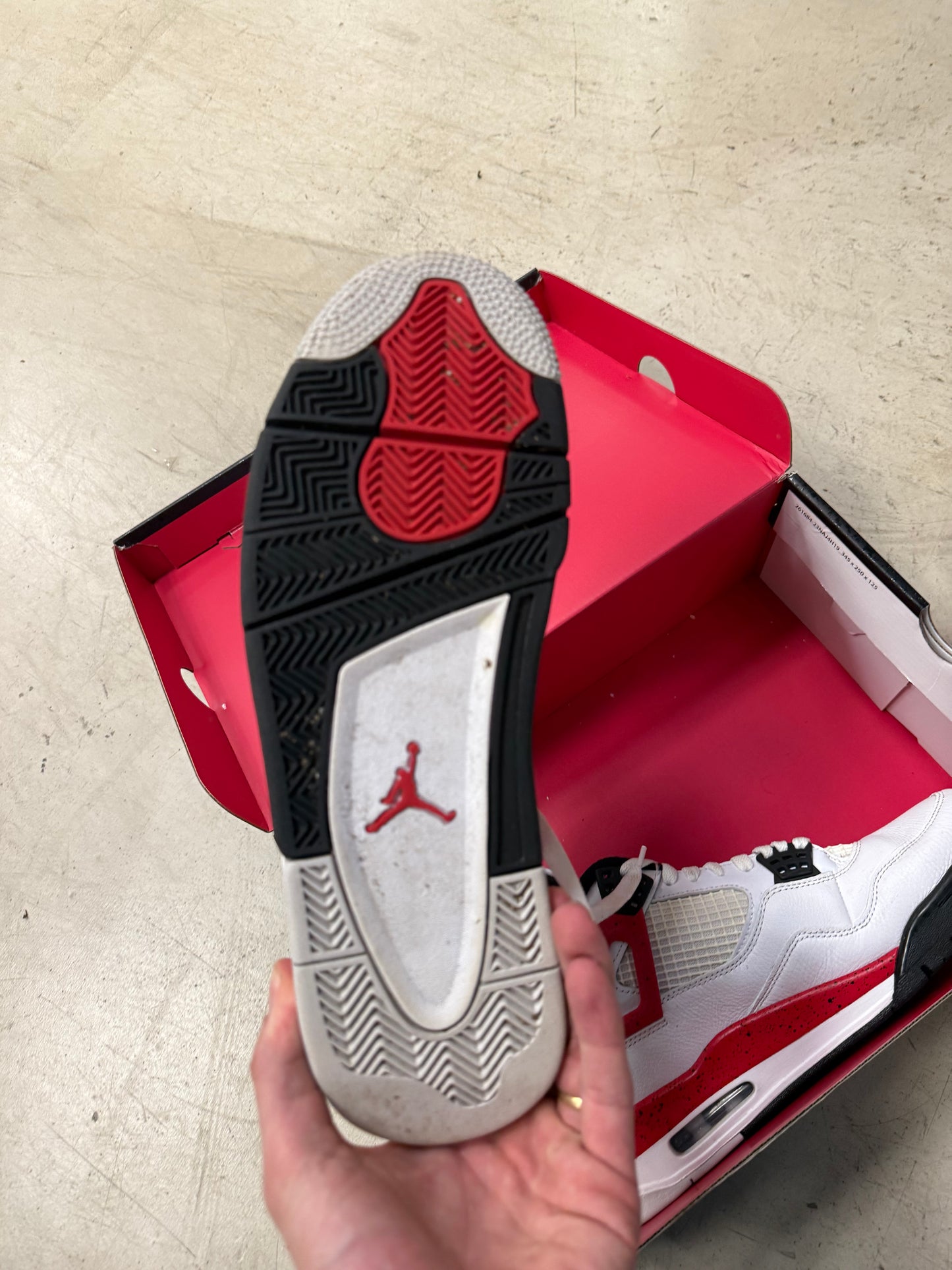 Jordan 4 Red Cement 44,5