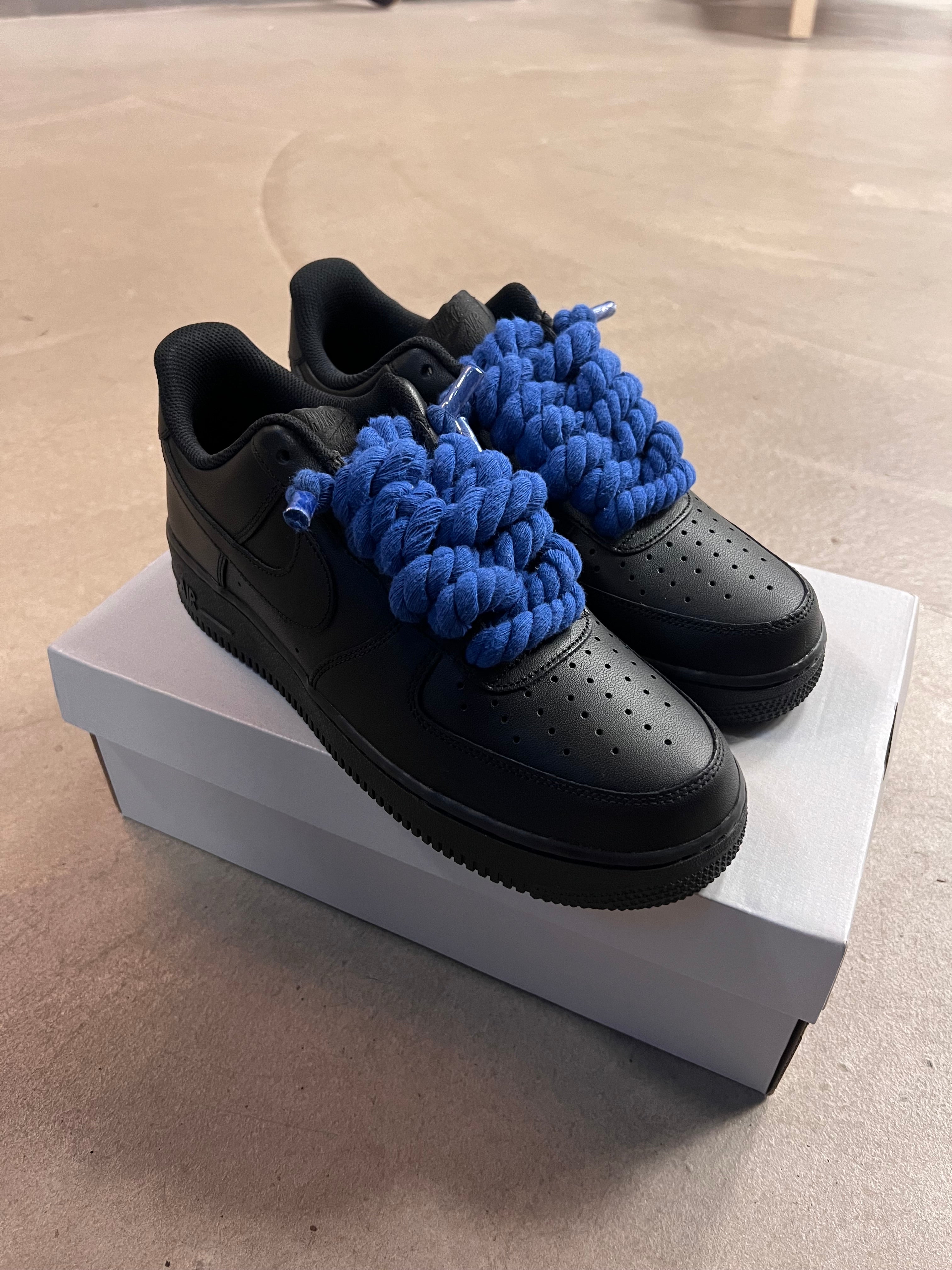 air force bleu noir