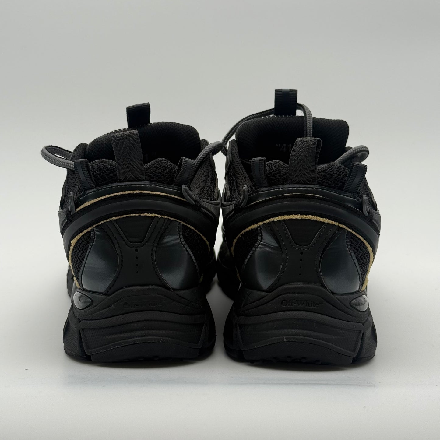 Off White Be Right Back Black 41