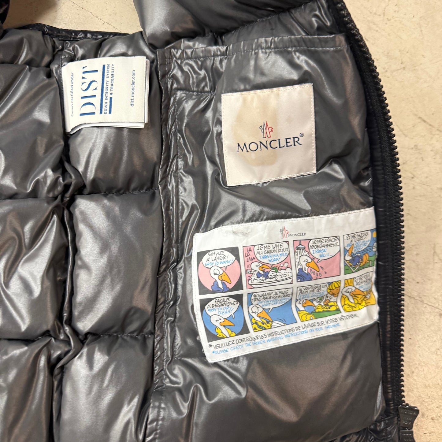 Doudoune Moncler Maya sans manche Occasion
