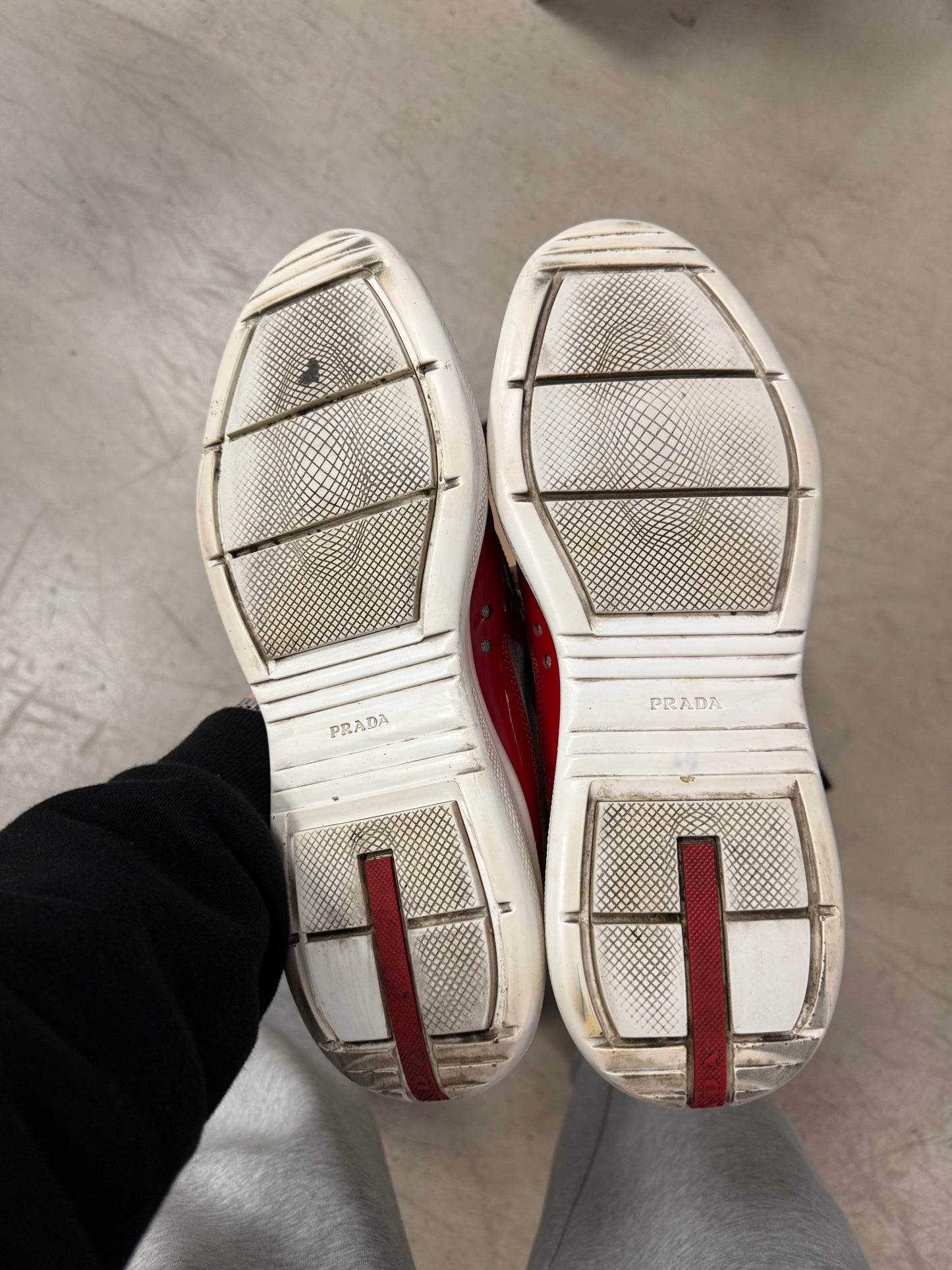 Prada America’s Cup Red 42,5