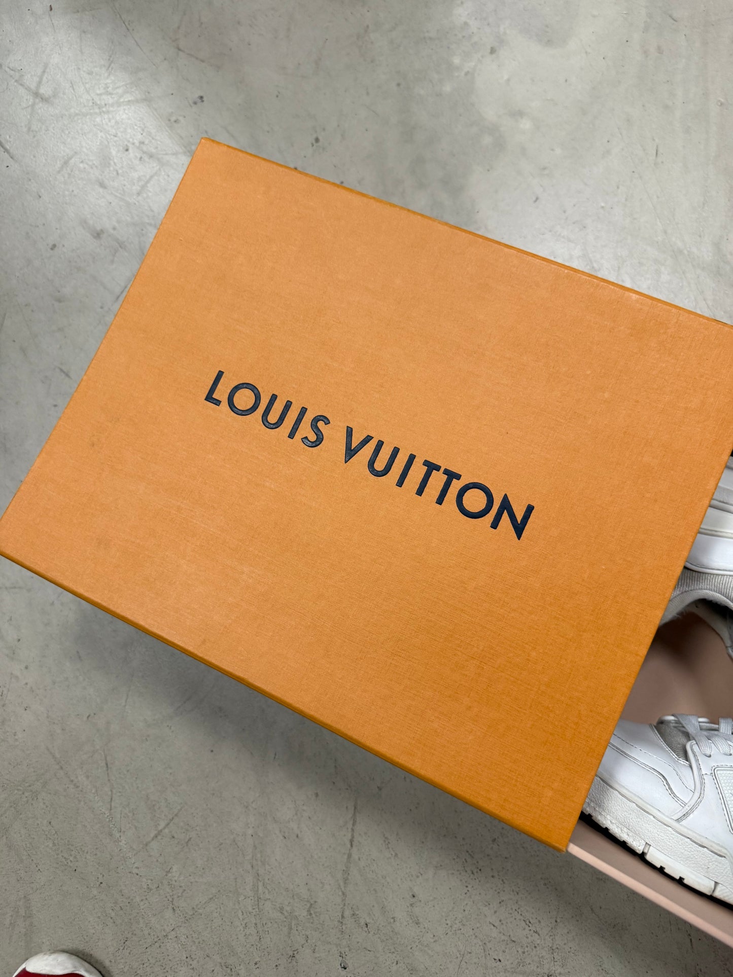 Louis Vuitton Trainer White 41
