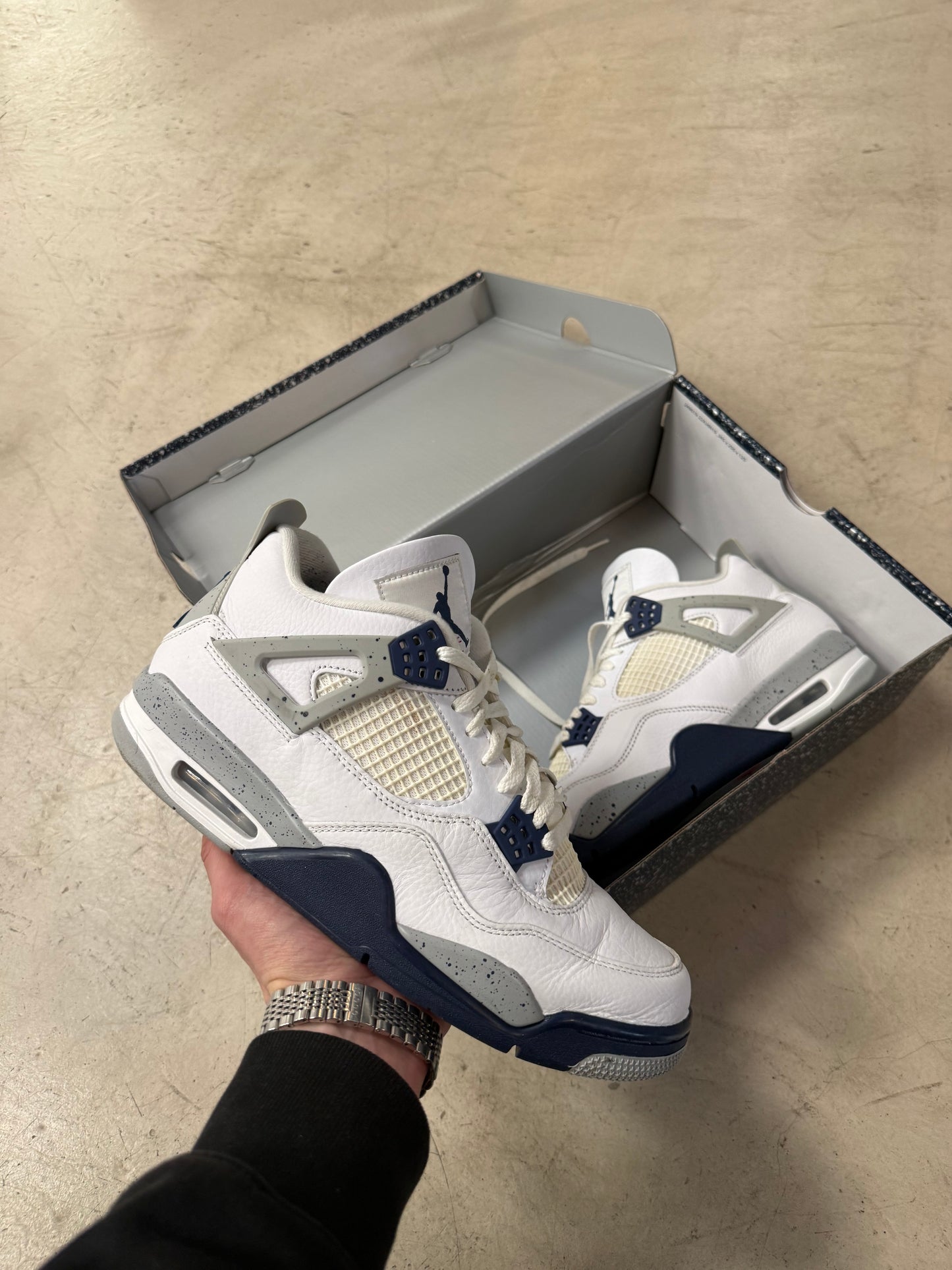 Jordan 4 Midnight Navy 44,5