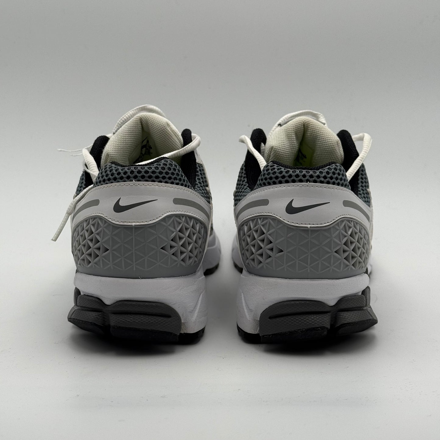 Nike Vomero 5 44