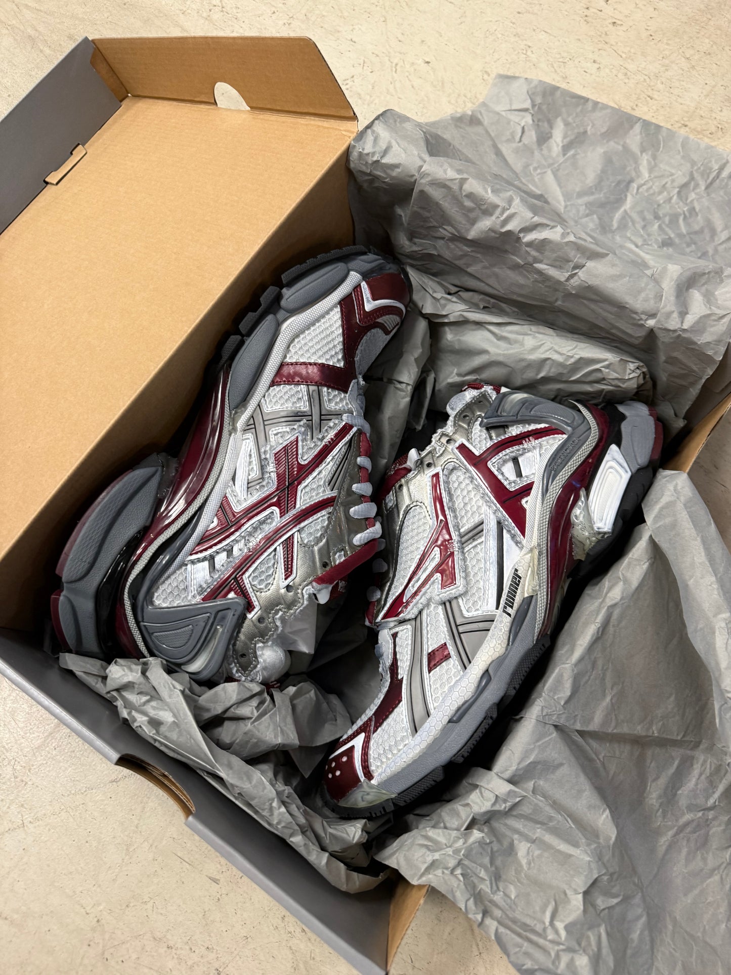 Balenciaga Runner Multi Bordeaux