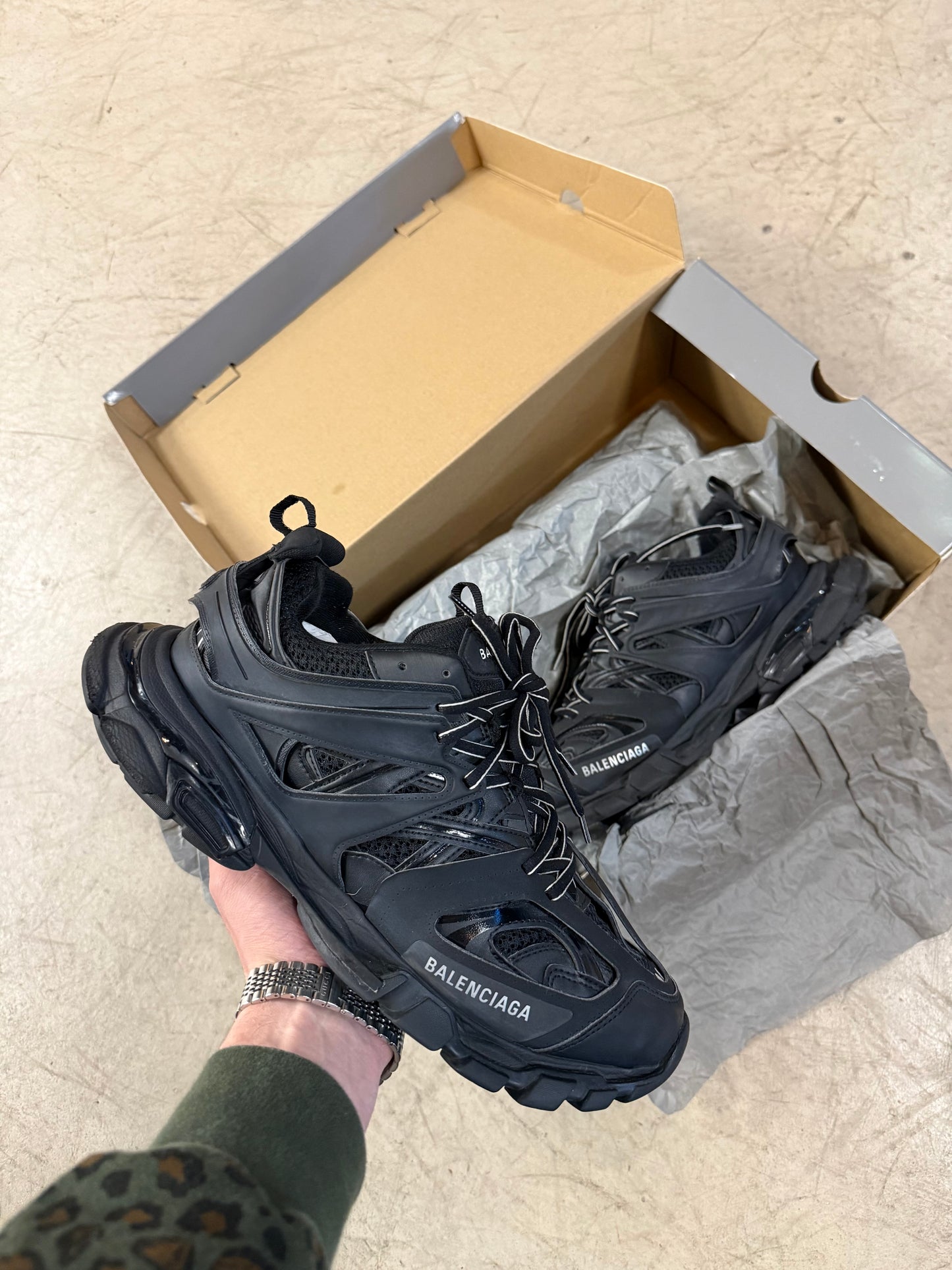 Balenciaga Track Black 44